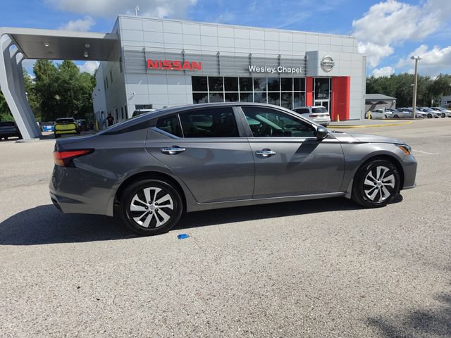 Certified 2025 Nissan Altima 2.5 S FWD image 9