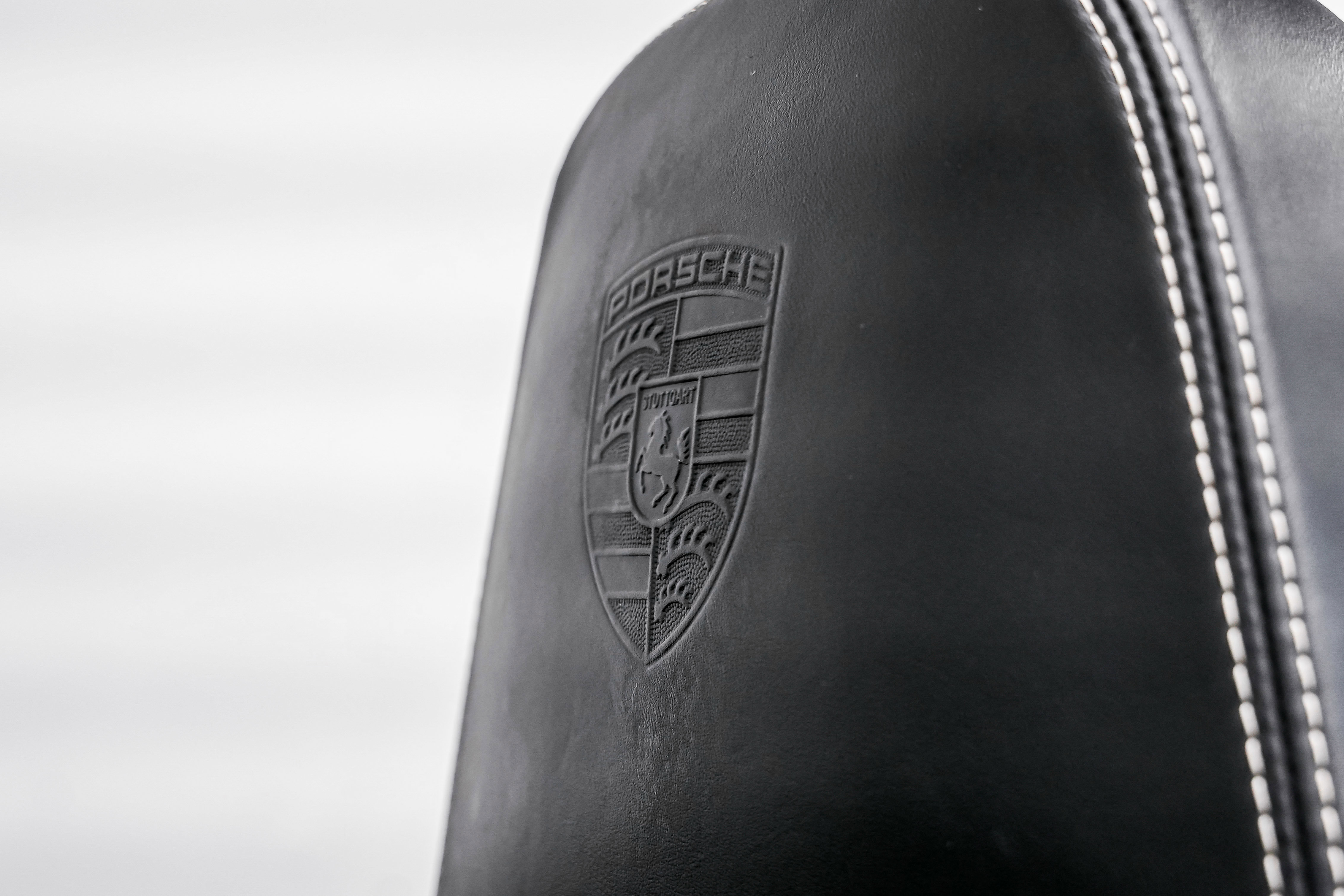 Used 2011 Porsche 911 Turbo S image 18