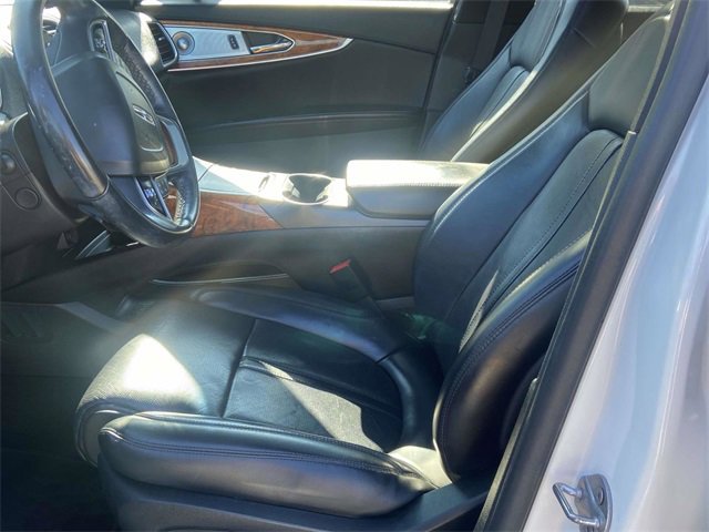 Used 2020 Lincoln Nautilus Reserve w/ Equipment Group 202A image 12