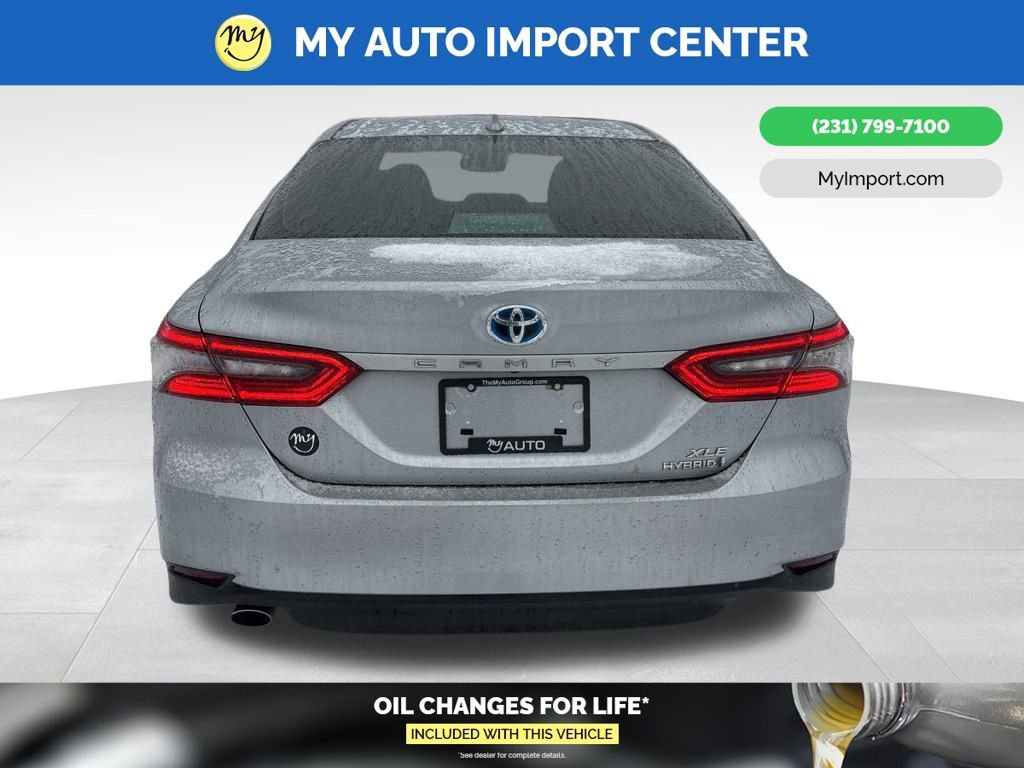 Used 2023 Toyota Camry XLE image 6