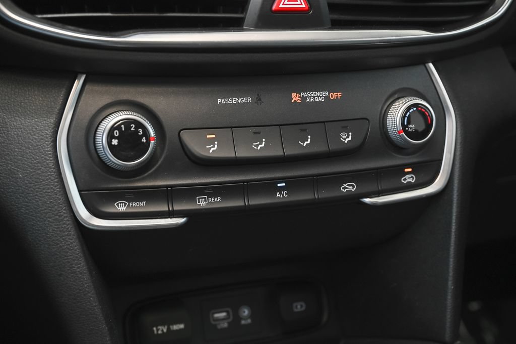 Used 2020 Hyundai Santa Fe SE FWD image 31
