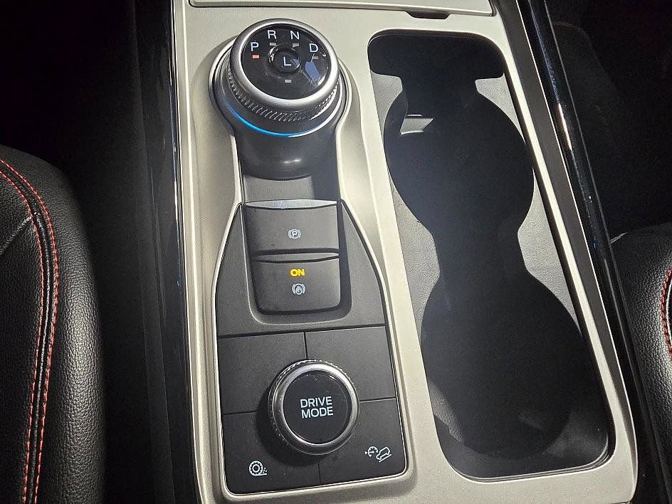 Used 2023 Ford Explorer ST-Line image 43