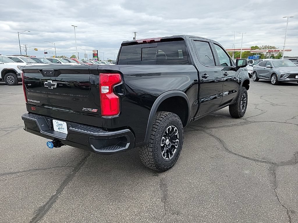 Used 2026 Chevrolet Silverado 1500 ZR2 AWD/4WD image 6