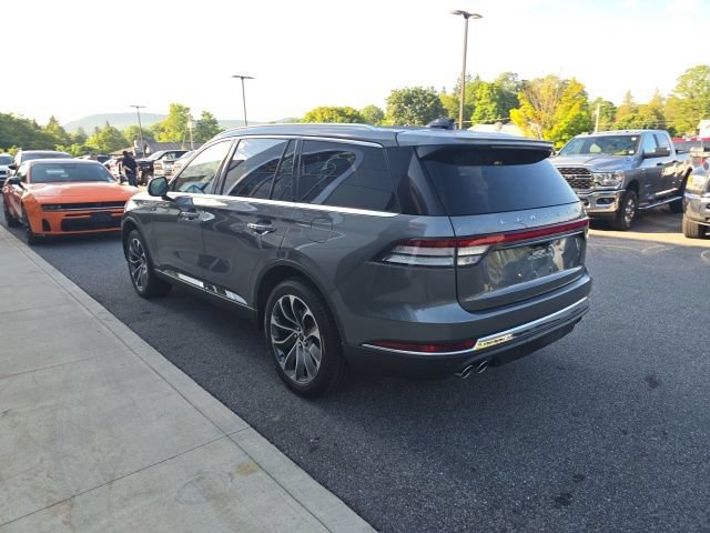 Used 2025 Lincoln Aviator Reserve w/ Illumination Package AWD/4WD image 4