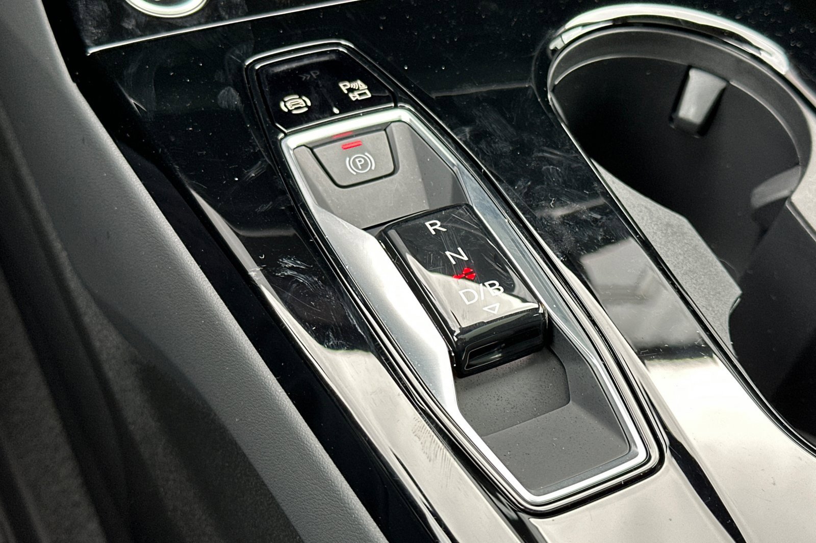 Used 2025 Audi A6 e-tron Premium Plus w/ Premium Plus image 25