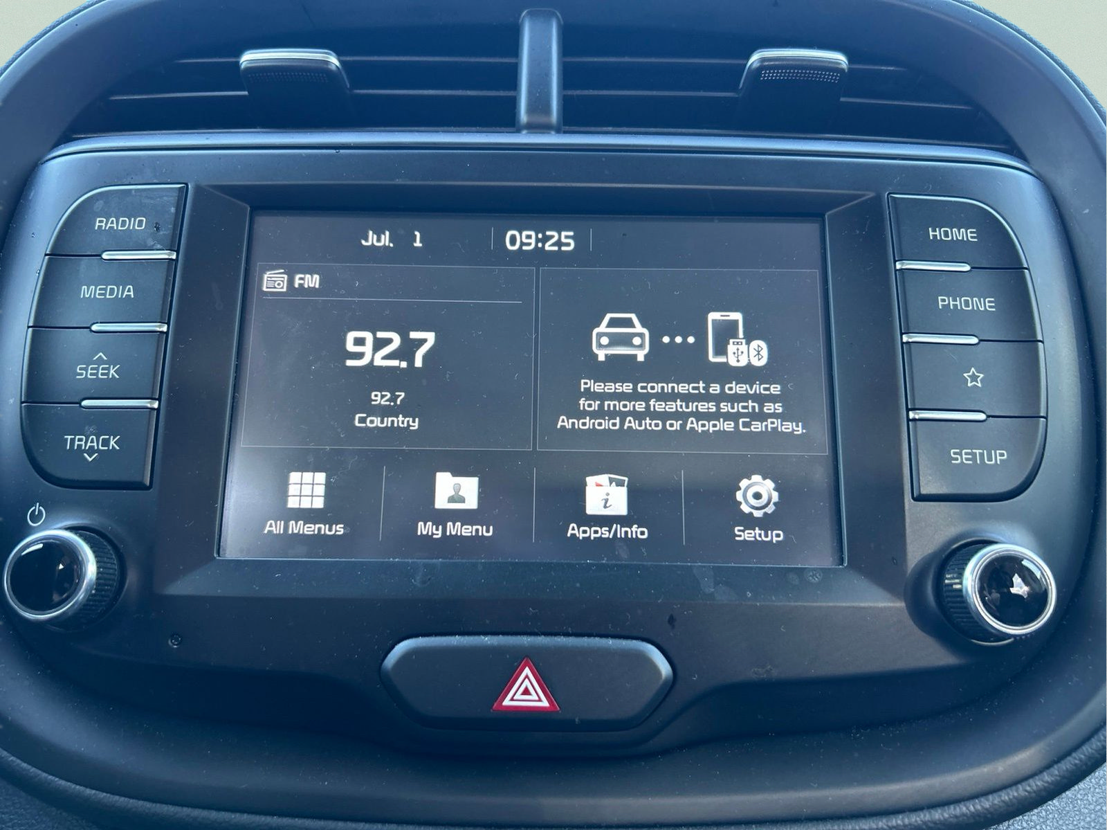 Used 2020 Kia Soul LX FWD image 29