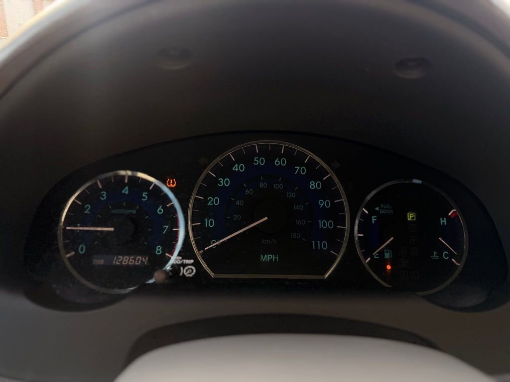 Used 2009 Toyota Sienna XLE image 27