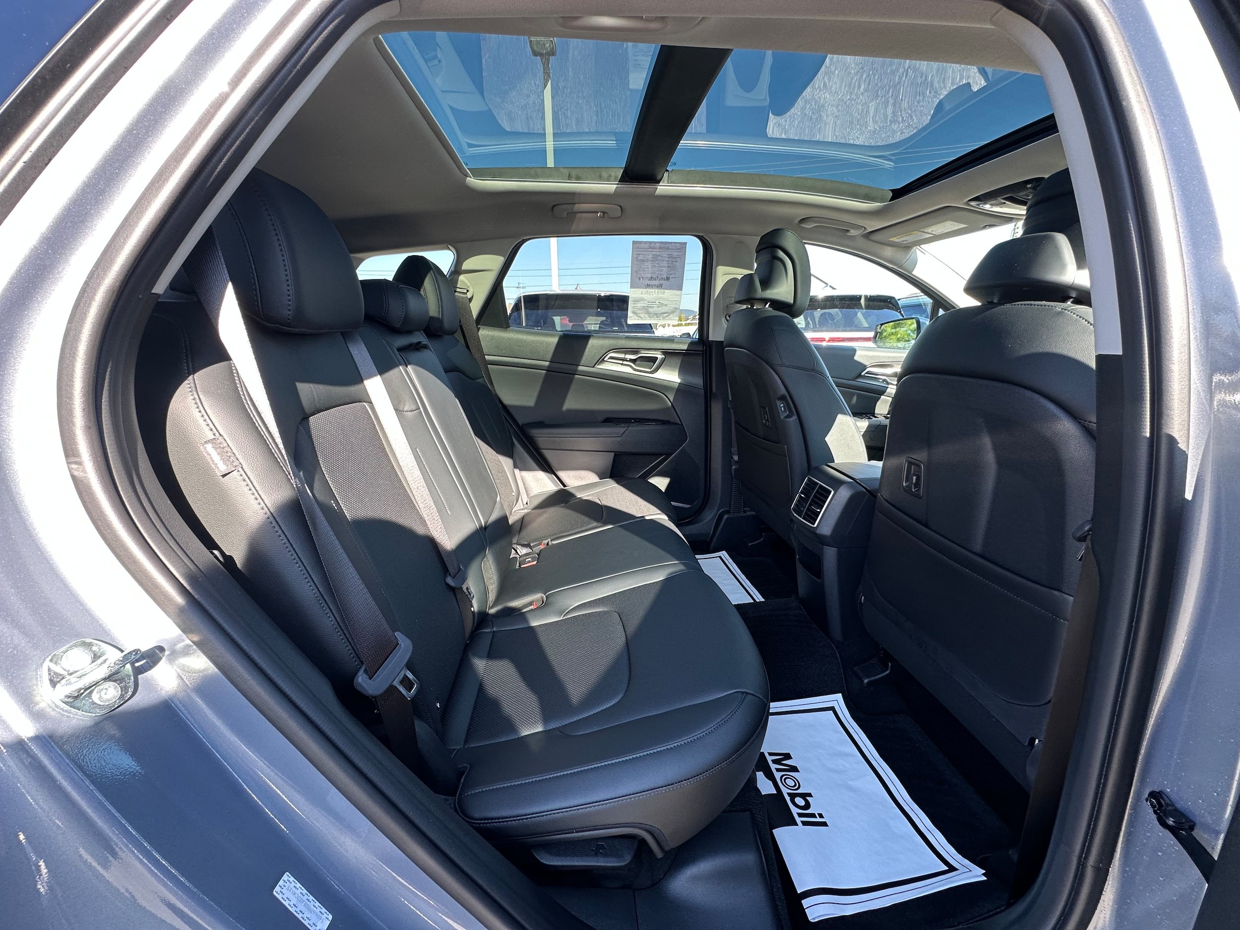 Used 2025 Kia Sportage EX w/ Premium Package AWD/4WD image 13