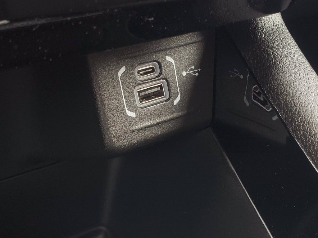 New 2026 Jeep Compass Trailhawk AWD/4WD image 17