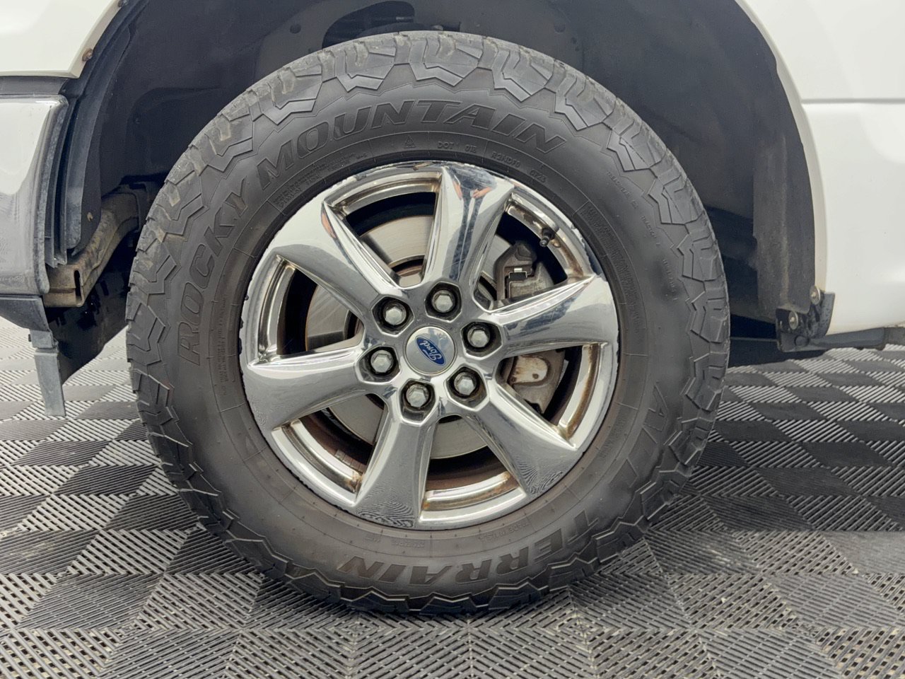 Used 2018 Ford F150 XLT w/ XTR Package AWD/4WD image 13
