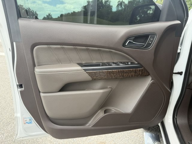 Used 2021 GMC Canyon Denali RWD image 10