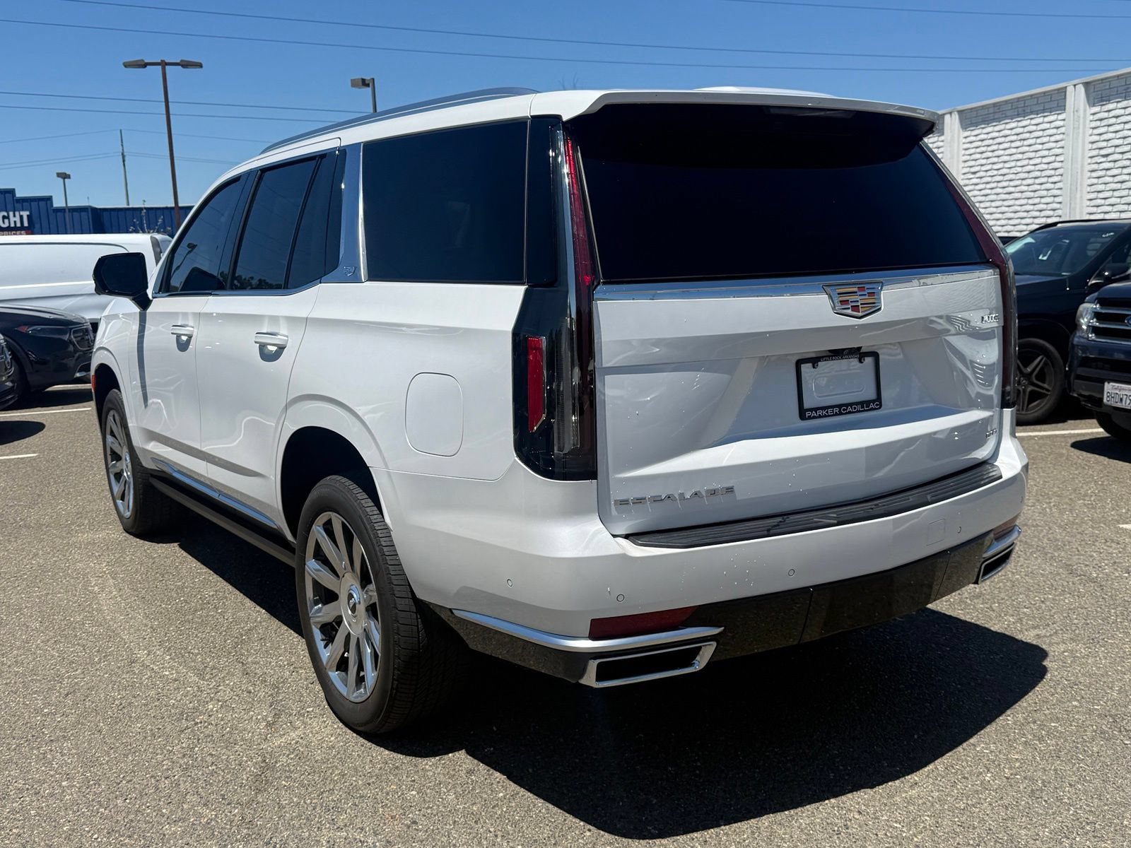 Used 2024 Cadillac Escalade Premium Luxury Platinum w/ LPO, Floor Liner Package AWD/4WD image 3
