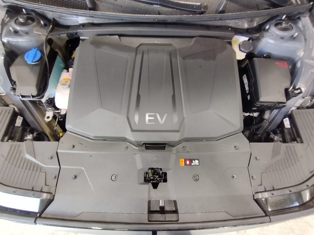New 2026 Hyundai Ioniq 5 SEL AWD/4WD image 8