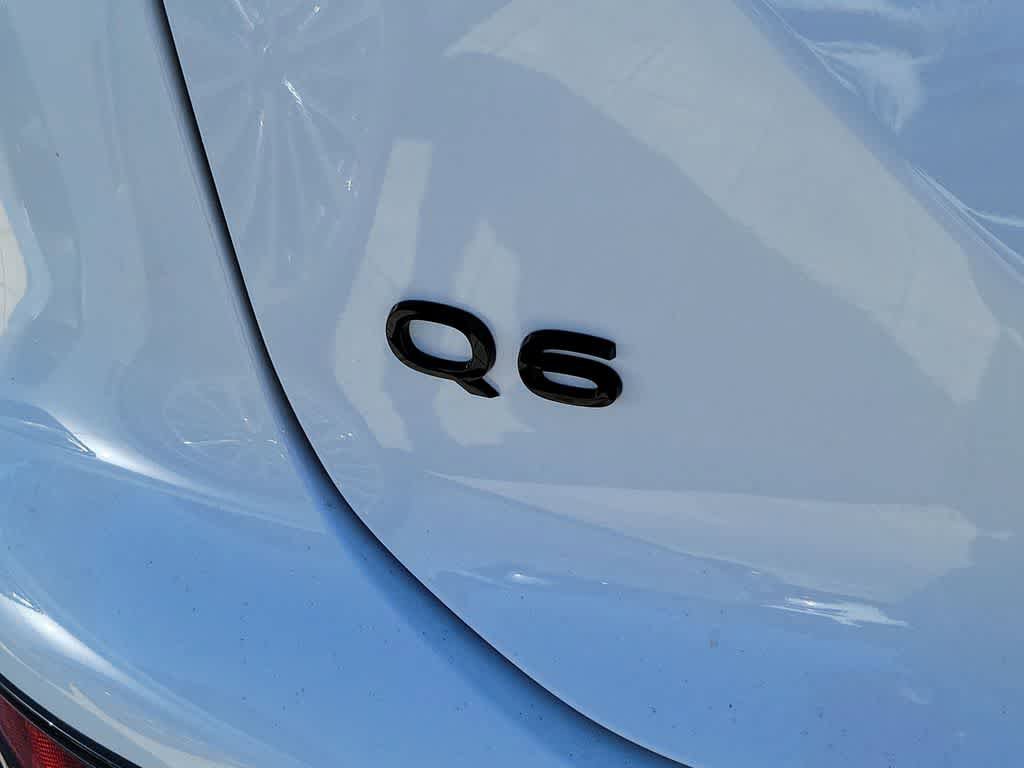 New 2025 Audi Q6 e-tron Premium Plus image 7