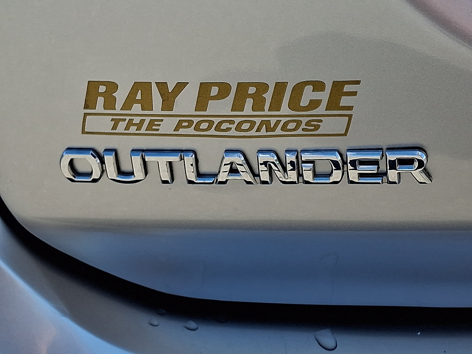 Used 2020 Mitsubishi Outlander ES AWD/4WD image 32
