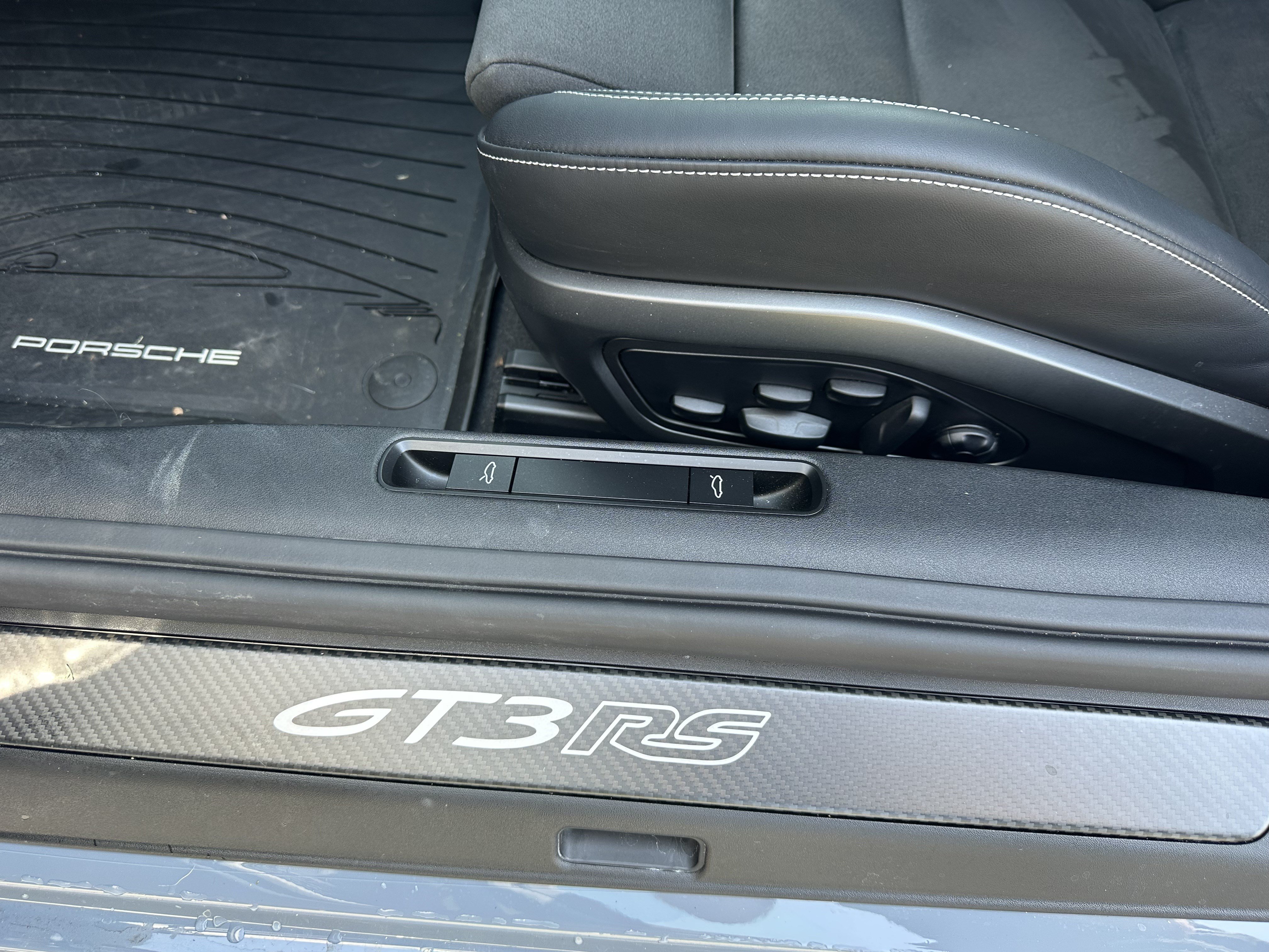 Used 2025 Porsche 911 GT3 RS RWD image 26