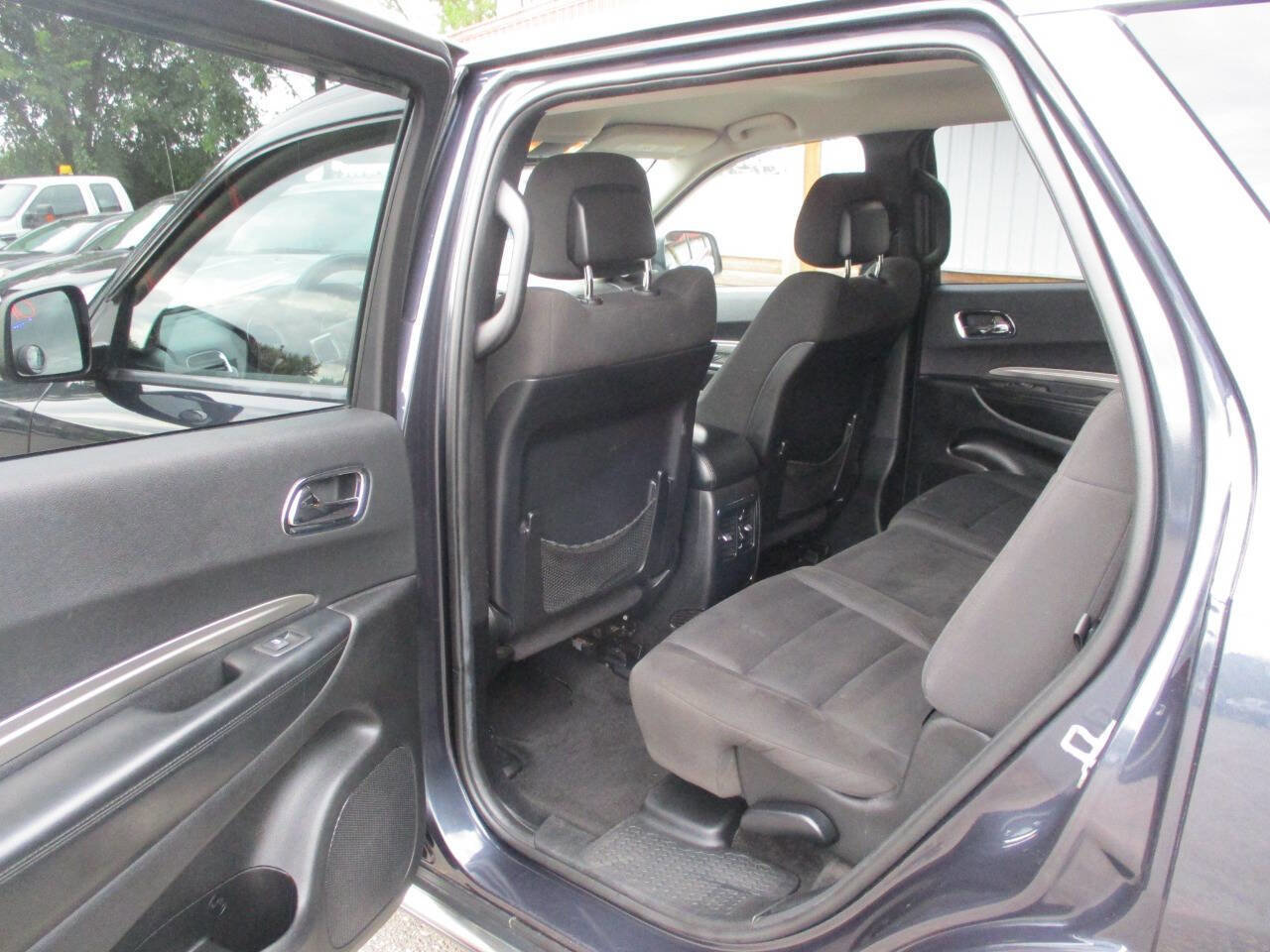 Used 2013 Dodge Durango SXT image 17
