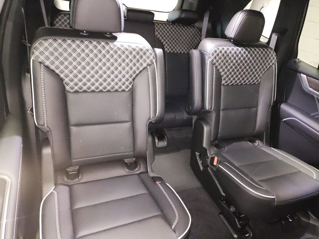 New 2026 GMC Acadia Denali w/ Super Cruise Package image 11