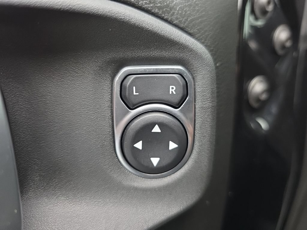 Used 2022 Jeep Wrangler Unlimited Sport AWD/4WD image 21