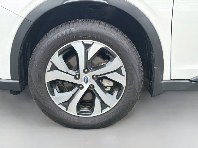 Used 2020 Subaru Outback Limited w/ Popular Package #2 AWD/4WD image 43