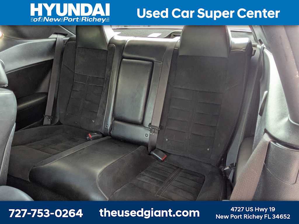 Used 2020 Dodge Challenger GT RWD image 14
