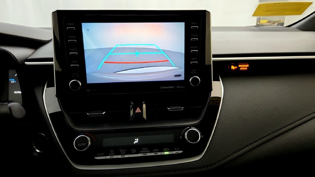 Used 2022 Toyota Corolla SE w/ SE Premium Package FWD image 28