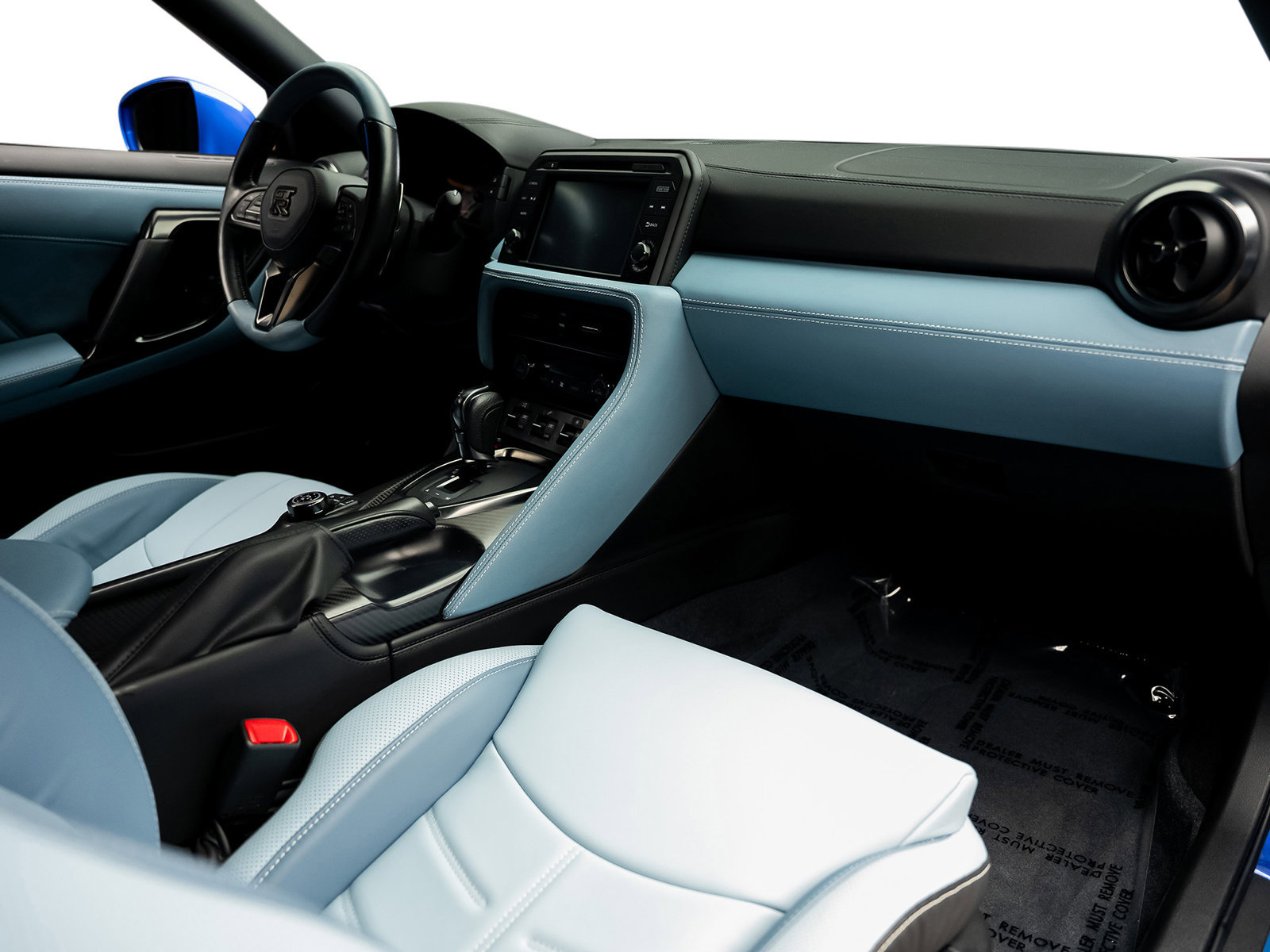 Used 2024 Nissan GT-R AWD/4WD image 56