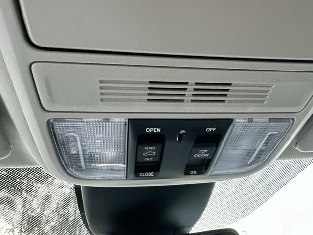 New 2026 Honda Odyssey Elite image 25