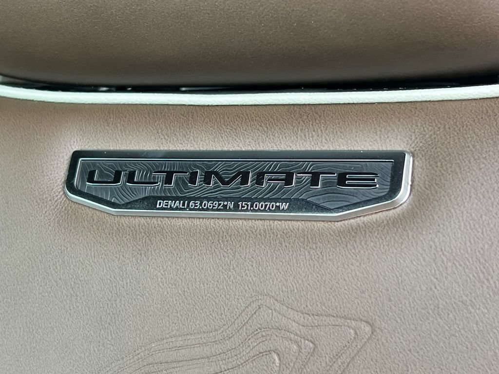 New 2026 GMC Yukon XL Denali Ultimate w/ LPO, Floor Liner Package AWD/4WD image 14