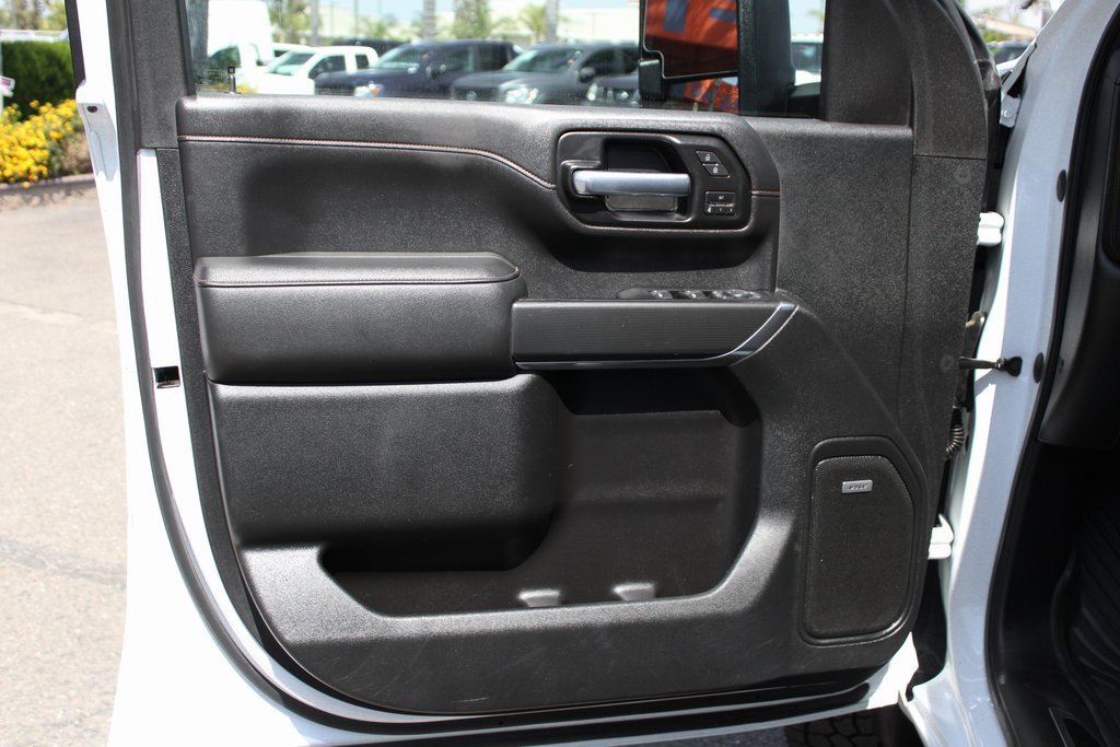 Used 2020 GMC Sierra 2500 AT4 image 14