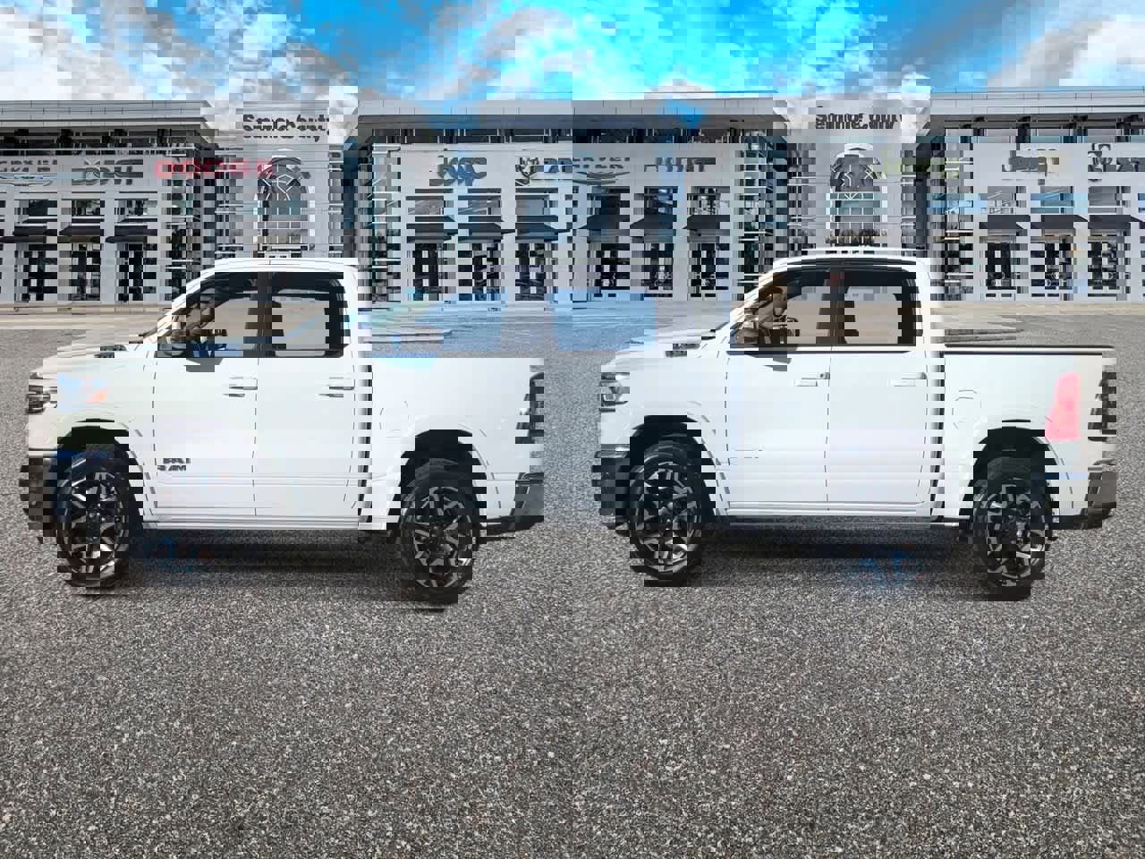 Used 2025 RAM 1500 Laramie image 5