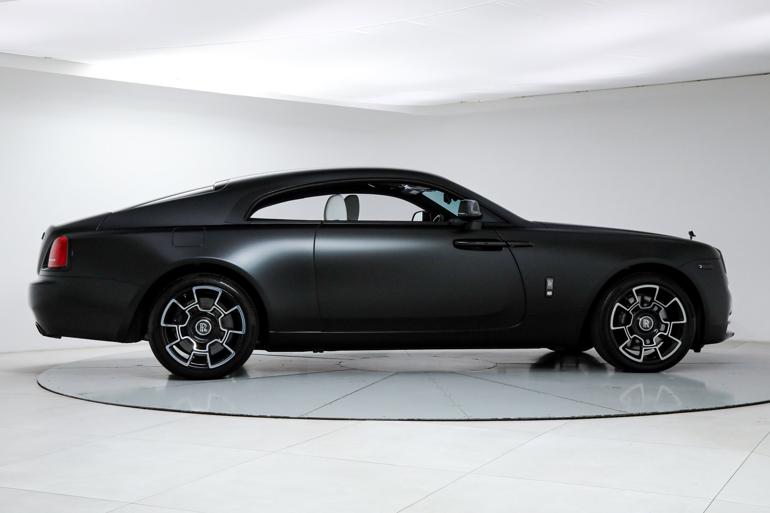 Used 2021 Rolls-Royce Wraith RWD image 6