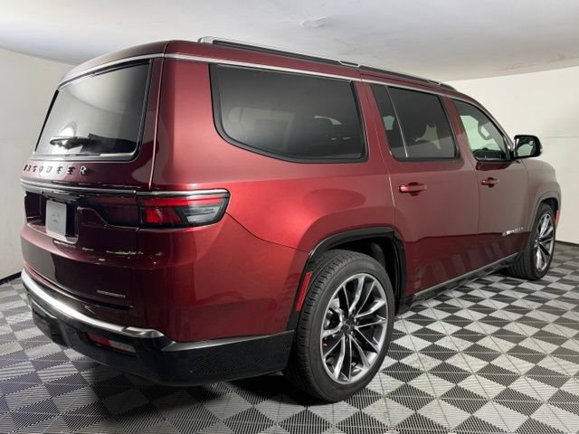 Used 2022 Jeep Wagoneer Series III w/ Premium Group I AWD/4WD image 7