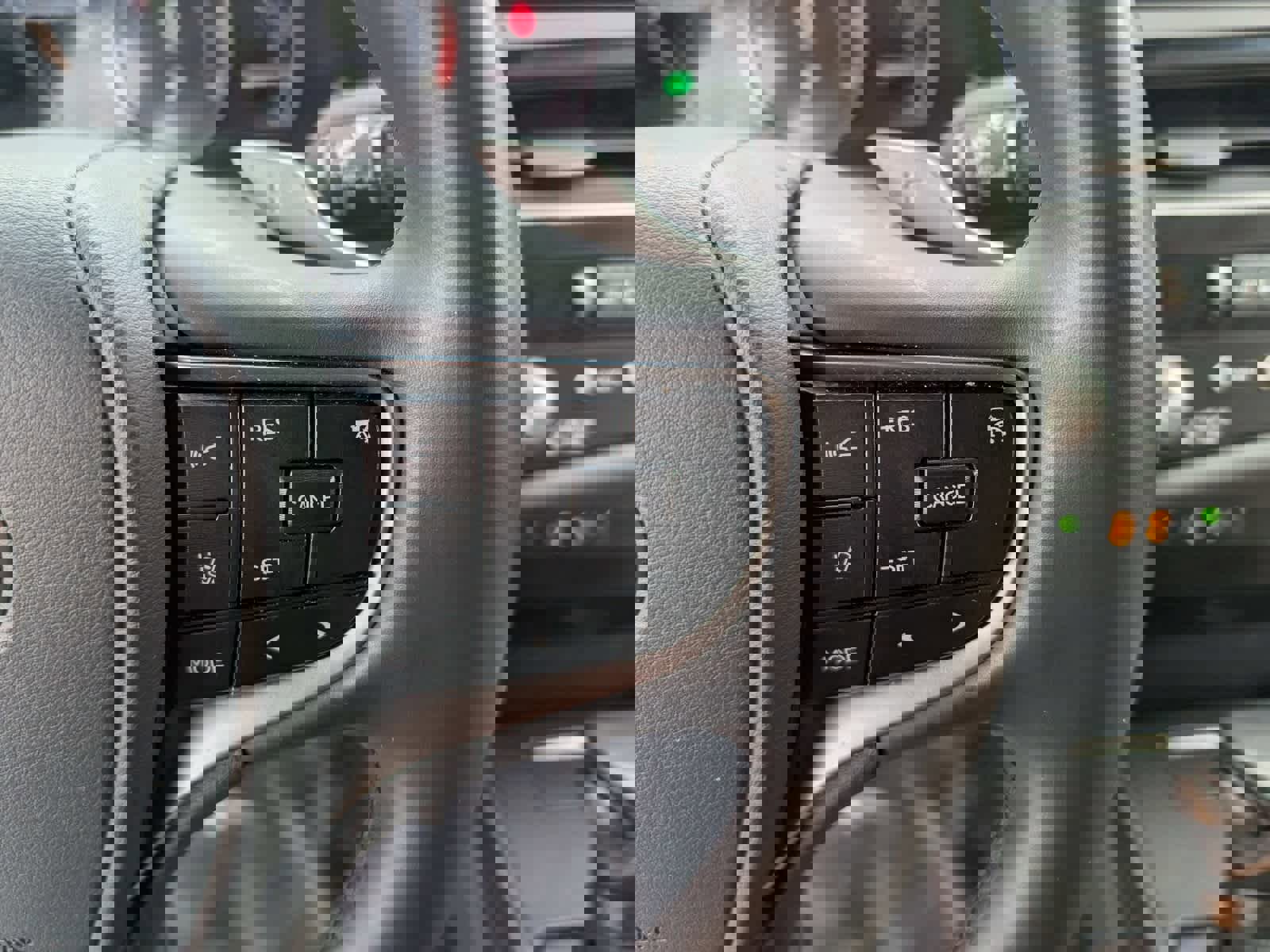 Used 2024 Lexus ES 350 w/ Premium Package image 22