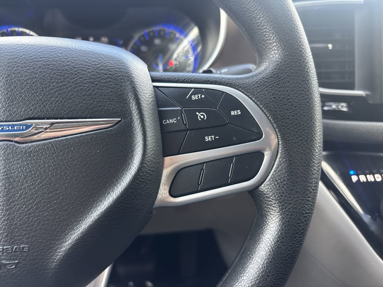 Used 2021 Chrysler Voyager LX image 26