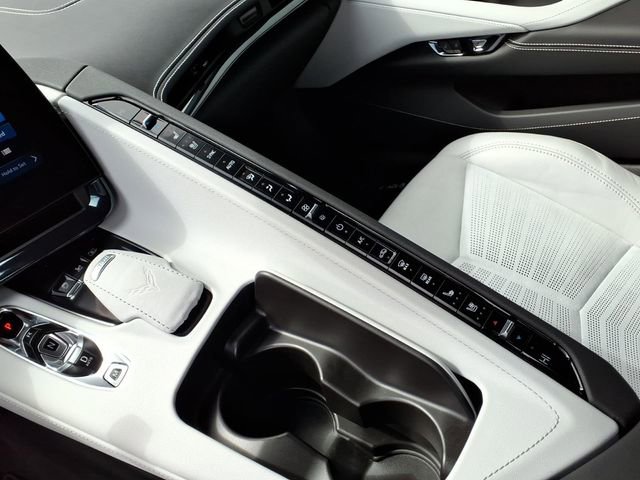 Used 2024 Chevrolet Corvette Z06 image 8