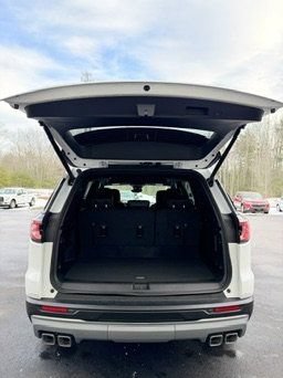 New 2026 GMC Acadia Elevation w/ Elevation Premium Package AWD/4WD image 48