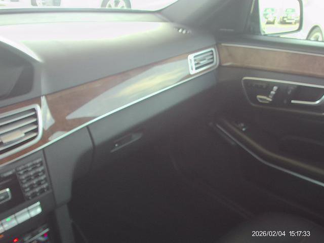 Used 2015 Mercedes-Benz E 350 4MATIC Sedan w/ Premium 1 Package image 12