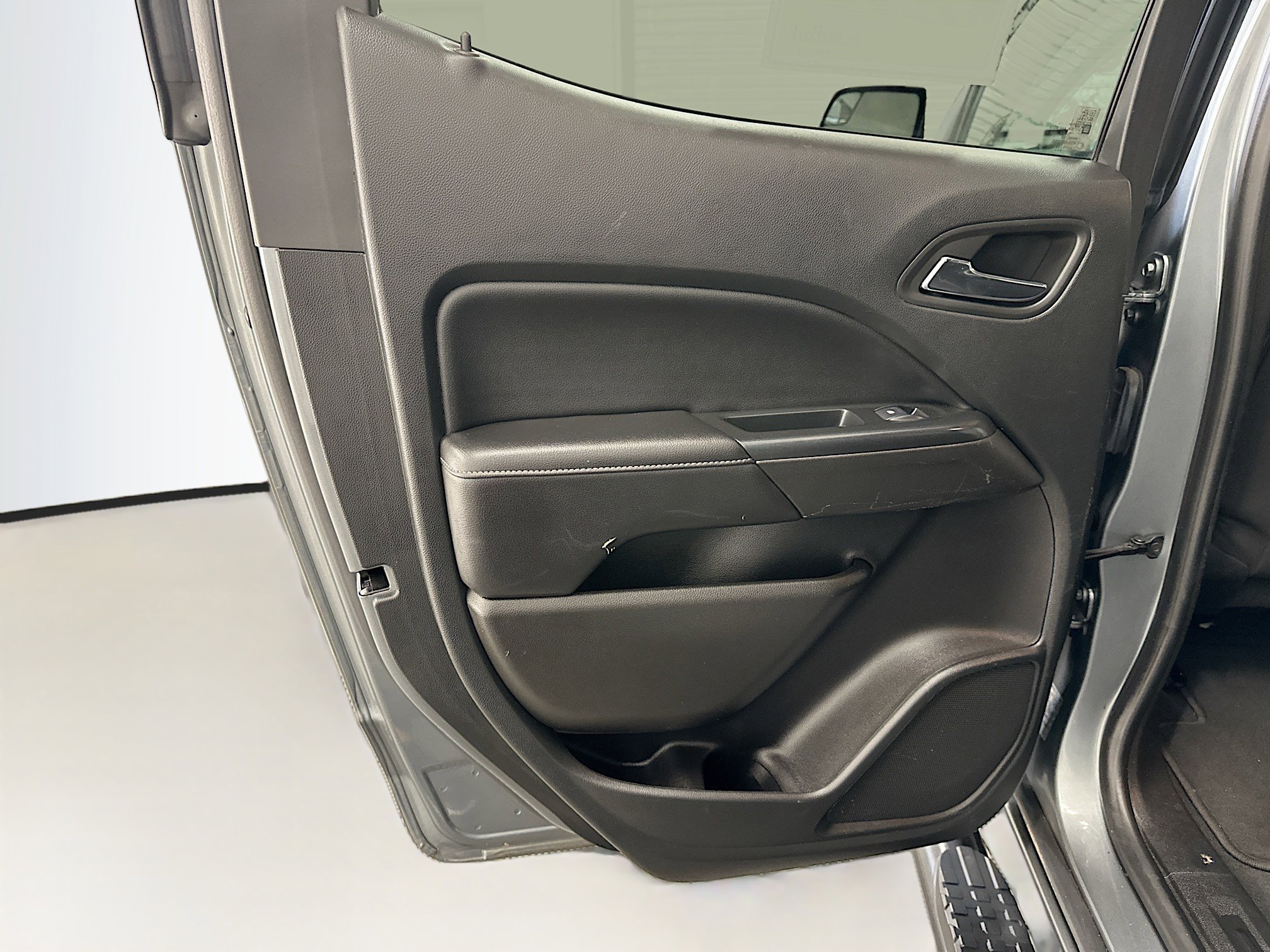 Used 2019 GMC Canyon SLE w/ SLE Convenience Package image 27