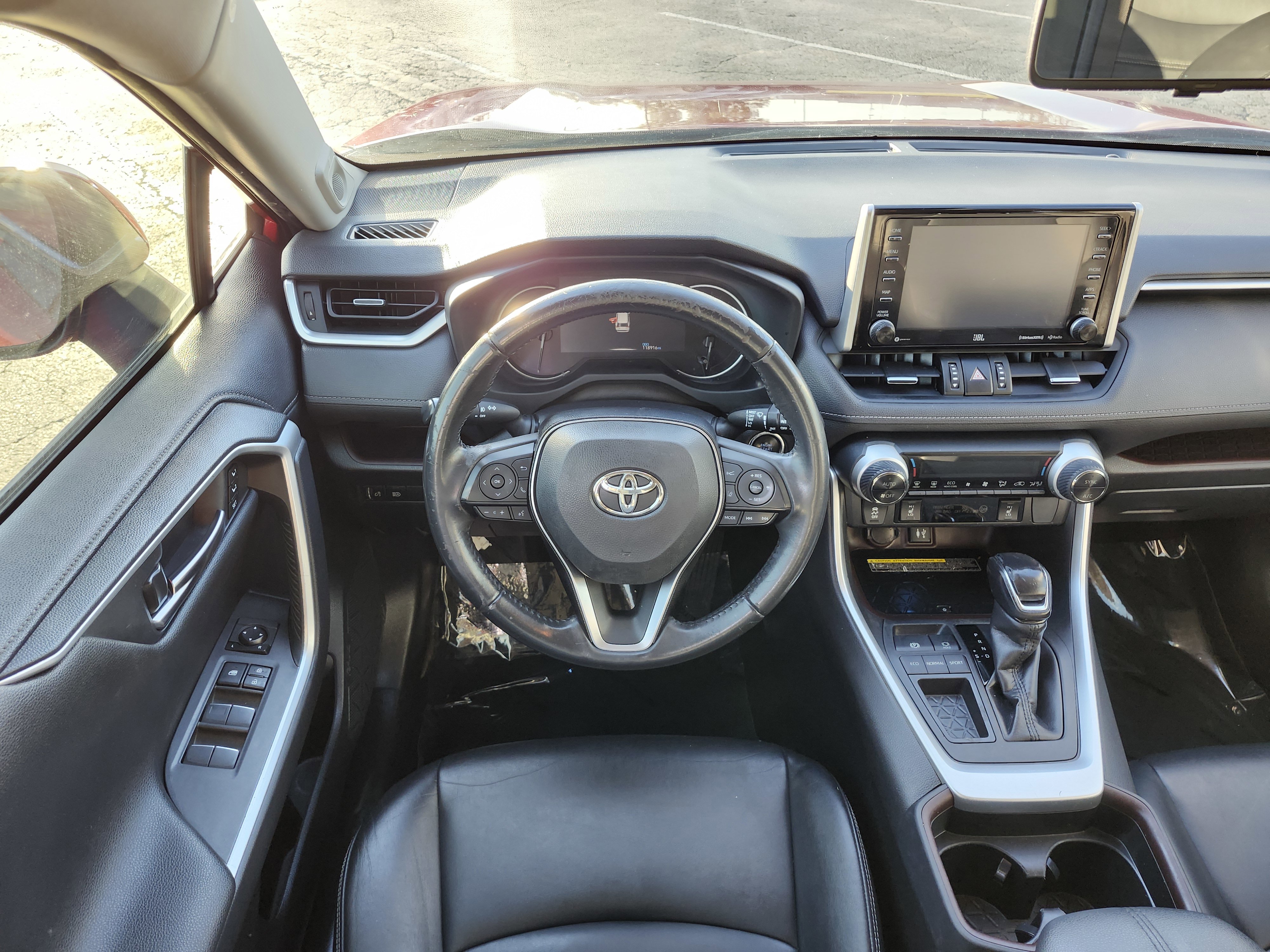 Used 2019 Toyota RAV4 Limited w/ Advanced Technology Package FWD image 30