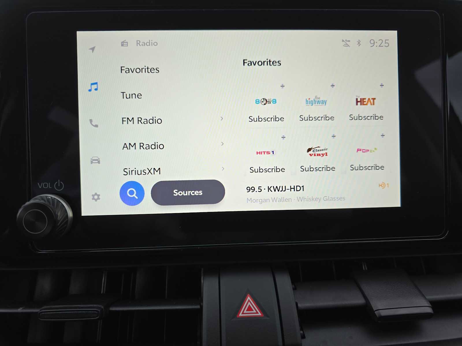 Certified 2025 Toyota RAV4 LE image 28