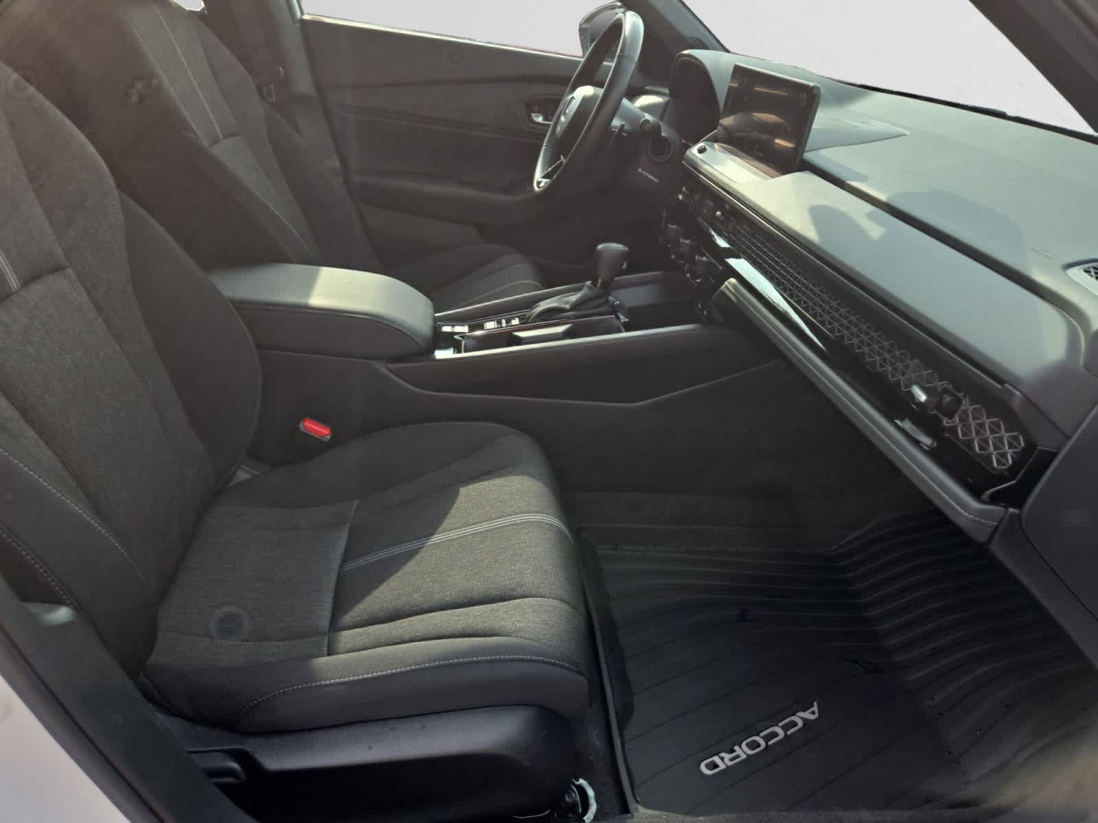 Used 2025 Honda Accord Sport image 15