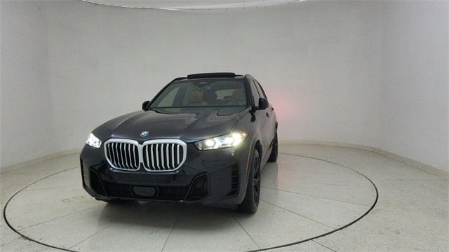 Used 2025 BMW X5 sDrive40i w/ M Sport Package image 72