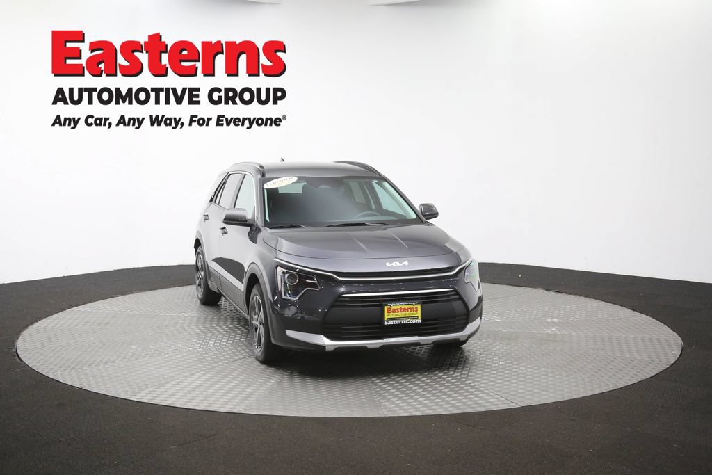 Used 2025 Kia Niro LX FWD image 49