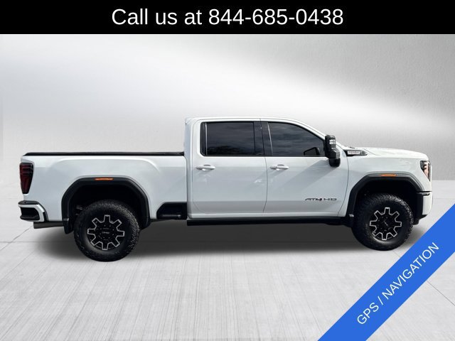 Used 2024 GMC Sierra 2500 AT4 w/ AT4 Premium Plus Package AWD/4WD image 4