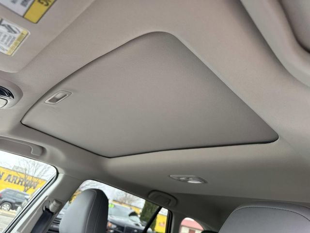 Certified 2025 Subaru Outback Limited image 30