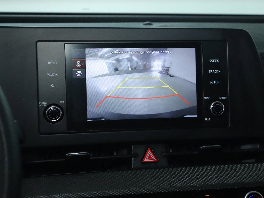 Used 2025 Kia Sportage LX image 31