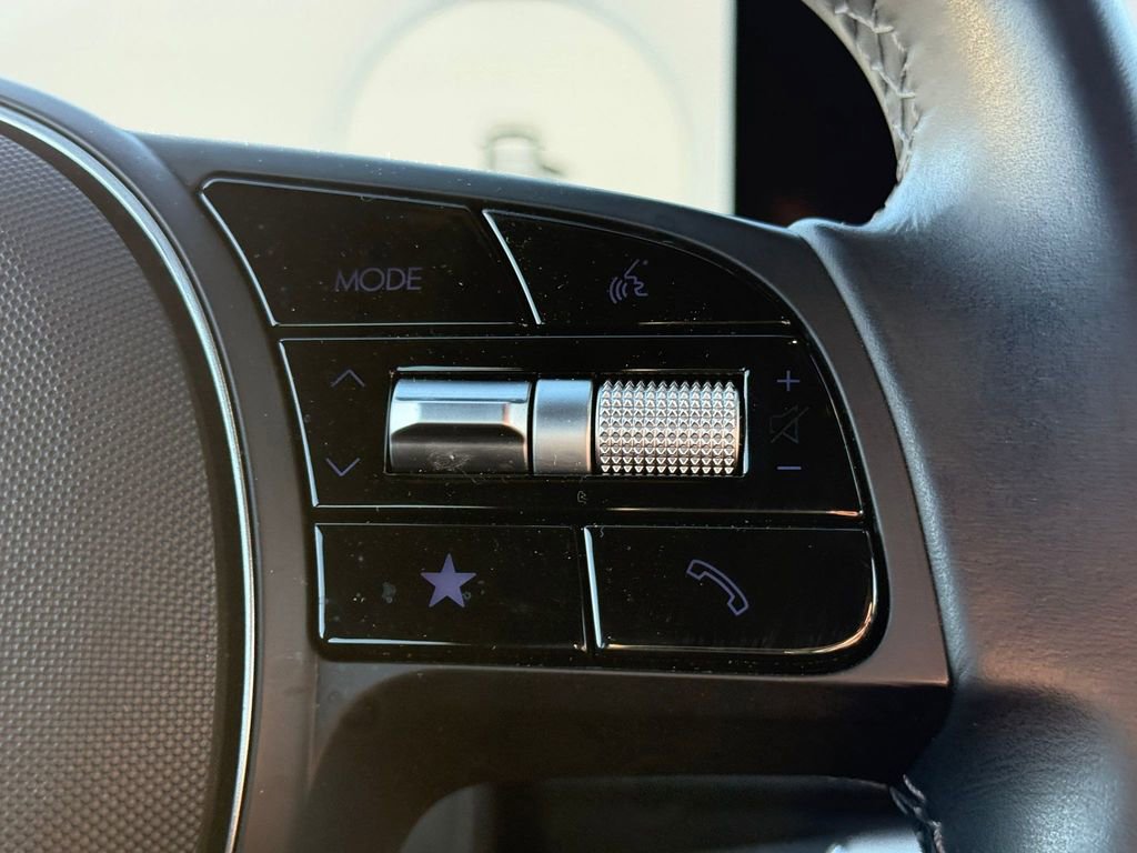 Used 2023 Hyundai Ioniq 6 SE image 21