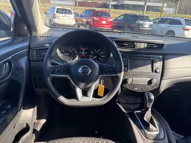 Used 2019 Nissan Rogue S image 13