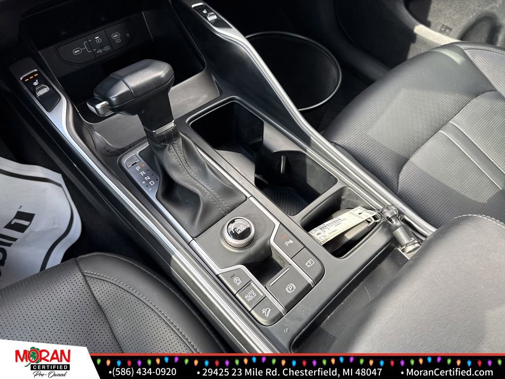 Used 2025 Kia Sorento S image 18